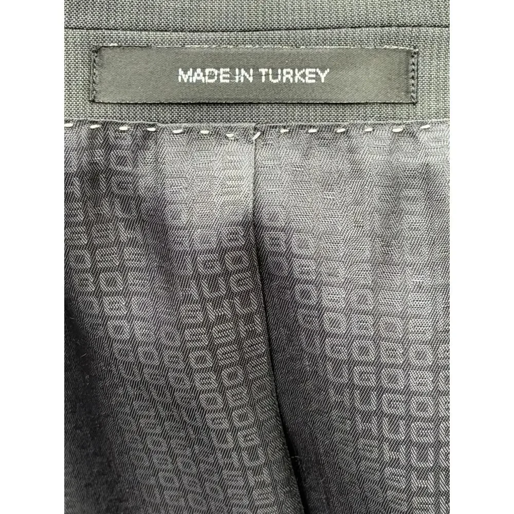 BOSS Hugo Boss Blazer 42R Gray 100% Virgin Wool 2 Button Made Turkey